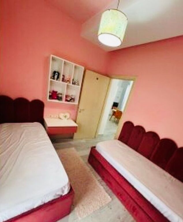 2+1 Apartment near the New Bazaar for rent