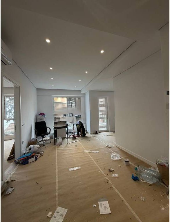 21 Dhjetori, Shesim Apartament 1+1! 200,000 €