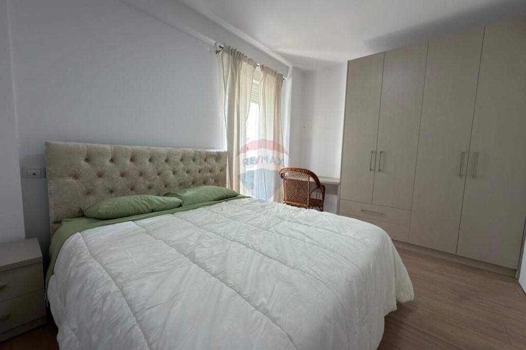 Apartament / Për Shitje / Kompleksi Kontakt, Tiranë