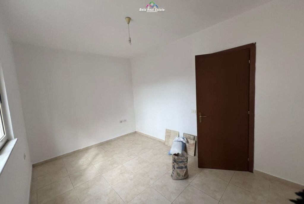 Zyre Me Qera 2+1 Tek Fusha e Aviacionit ( ID BZ2848) Tirane