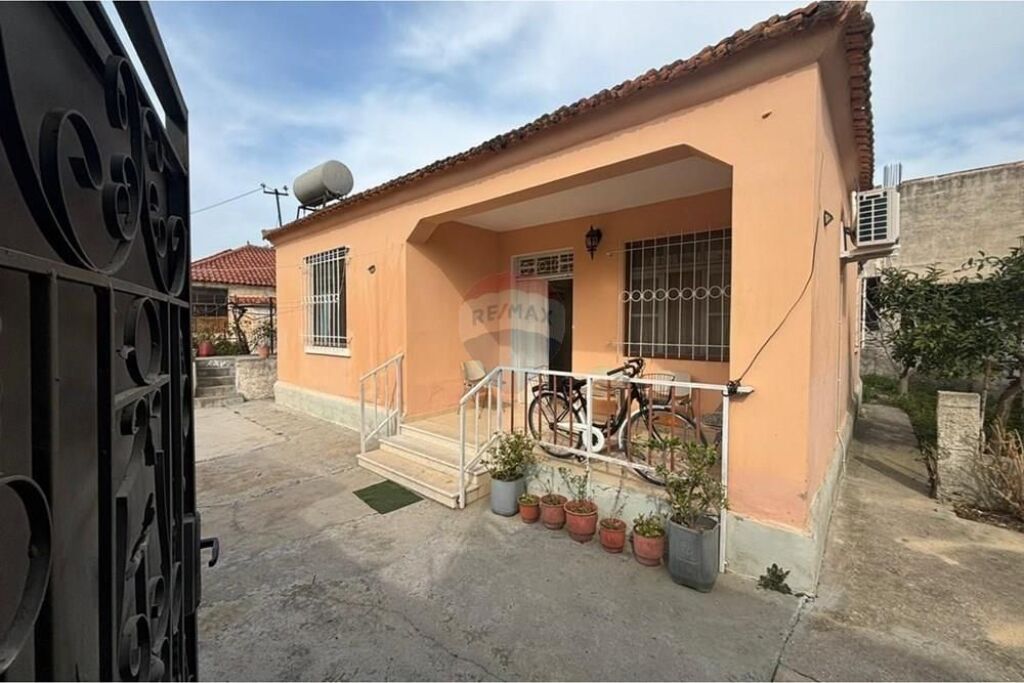 Shtepi private me qera , prane Halim Xhelo