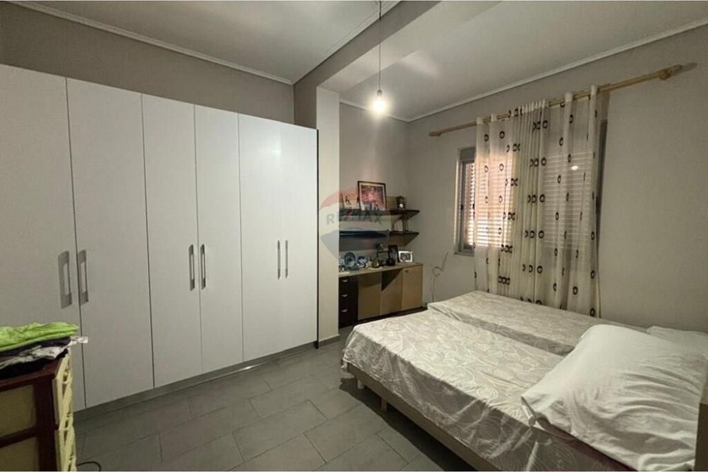 🏡 3-Storey Villa for Sale – Llakatund, Vlora