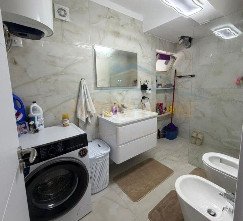 Qera, Apartament 2+1, 21 Dhjetori, Tiranë