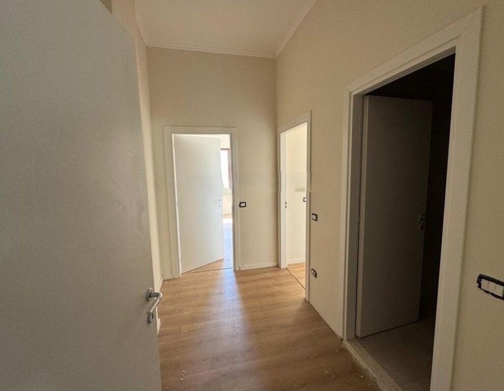 WE SELL APARTMENT 2+1,Fresk