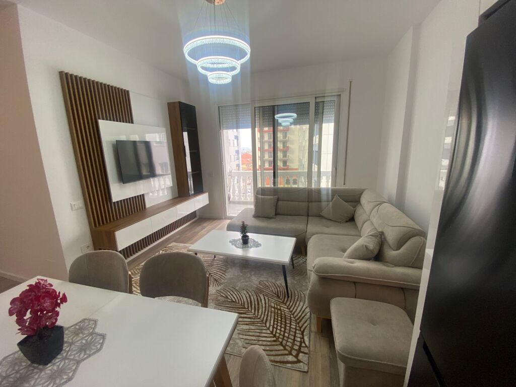Apartament 3+1+2, me qera, Rrethi i Ullirit, Kamez