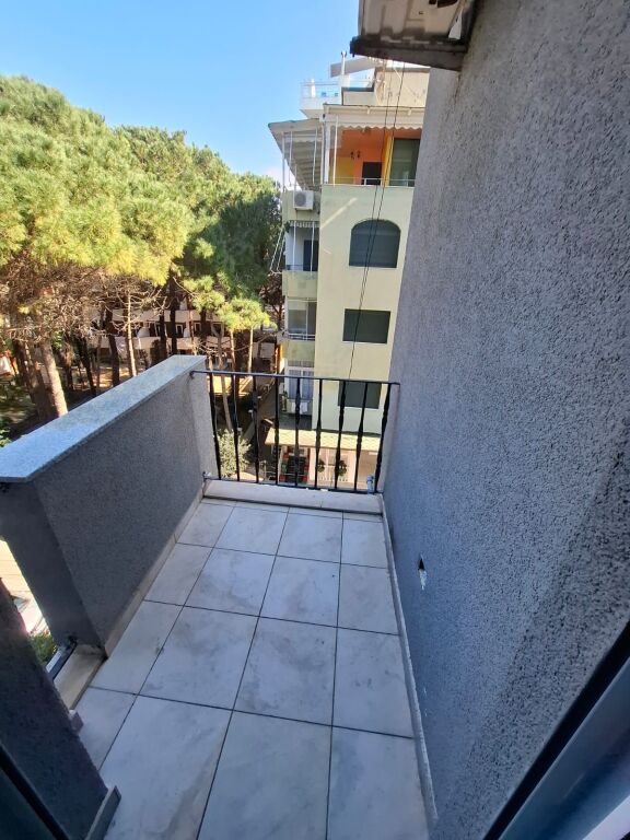 Vendesi in vendita 1+1 vicino a Shkembi i kavajes