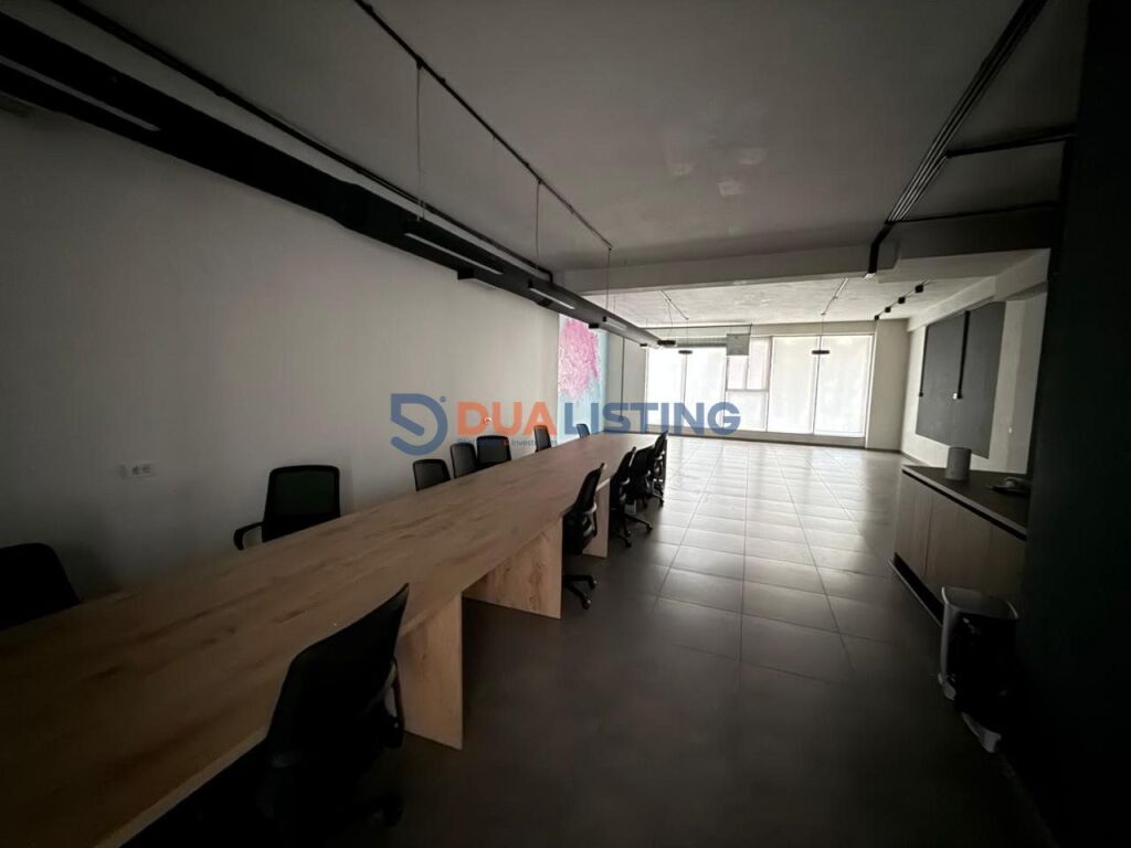 Locale per uffici in affitto – Astir