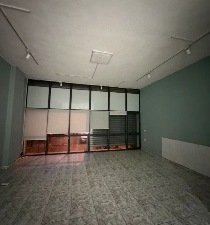 Rent | Business Premises | Pharmacy 10 | 800 €/month