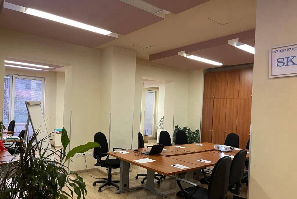 UFFICIO IN AFFITTO 120 M2 CENTRO 160.000 LEKE