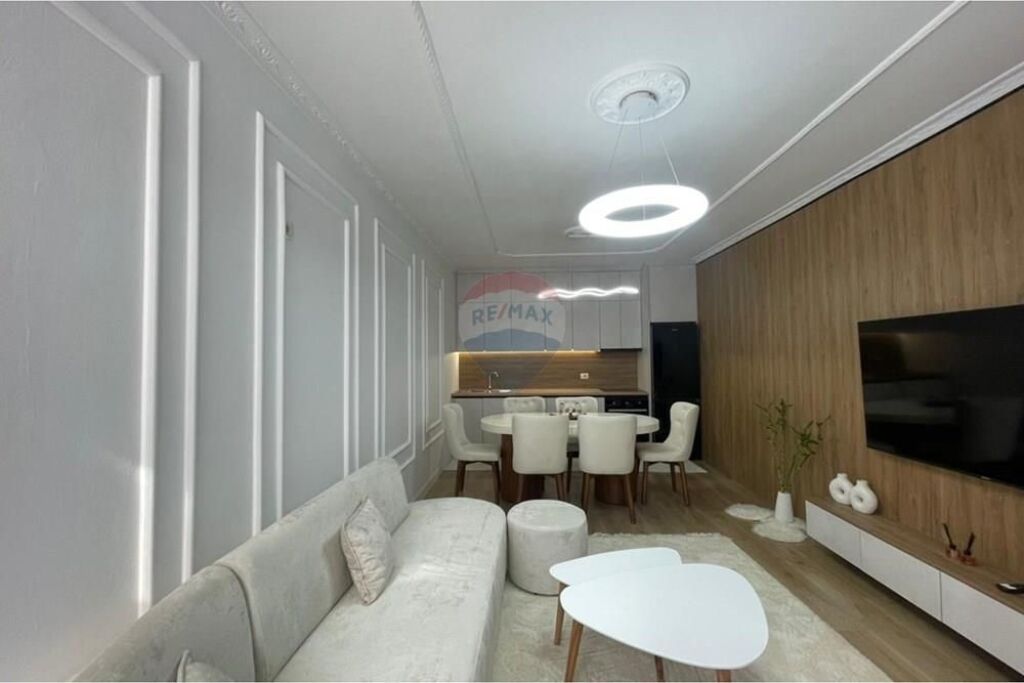 Appartamento 2+1 in affitto ad Astir!