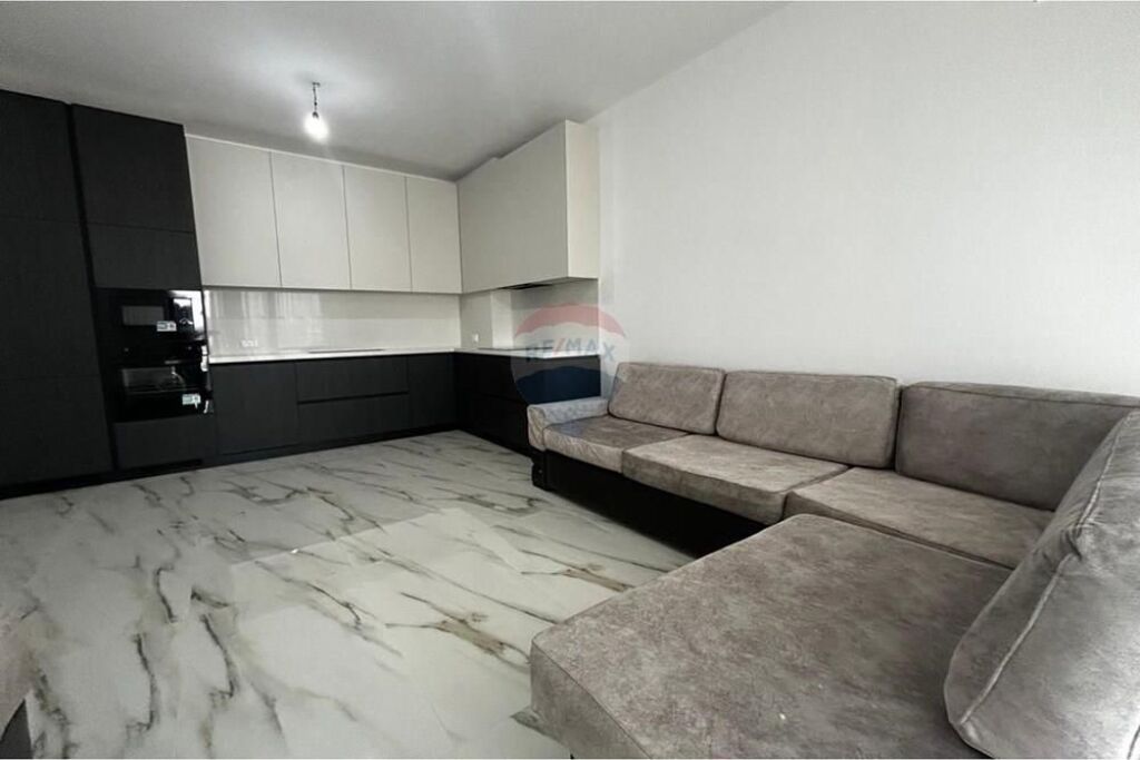 🏡 Apartament Modern me Qira – Gjimnazi Ali Demi, Vlorë