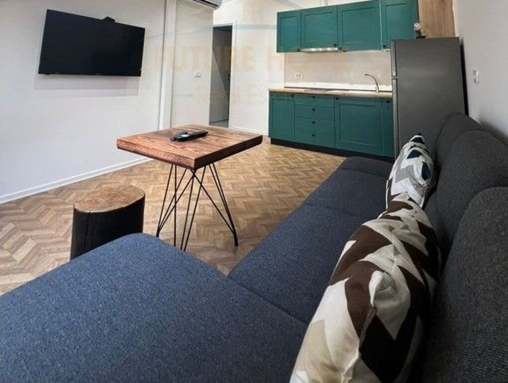 Affitto, Appartamento 1+1 e 2 Monolocali, Comune di Parigi, Tirana.