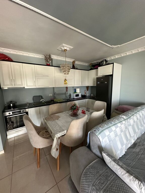 Apartament ne shitje 2+1+2+ballkon