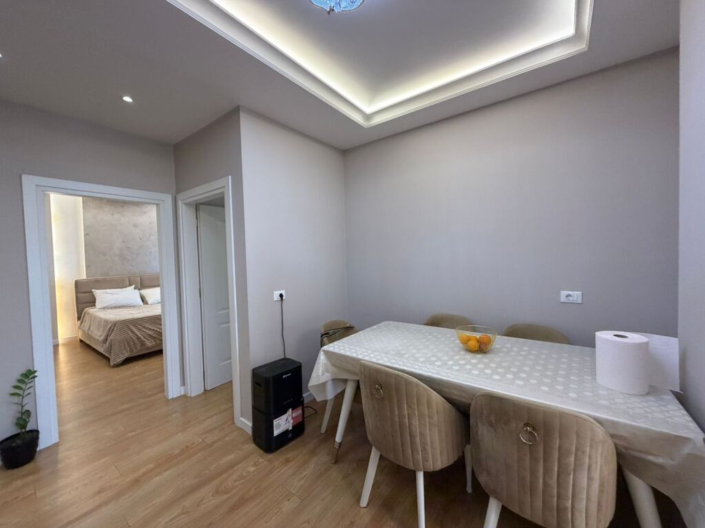 shitet shtepi 1 kateshe ne kenete