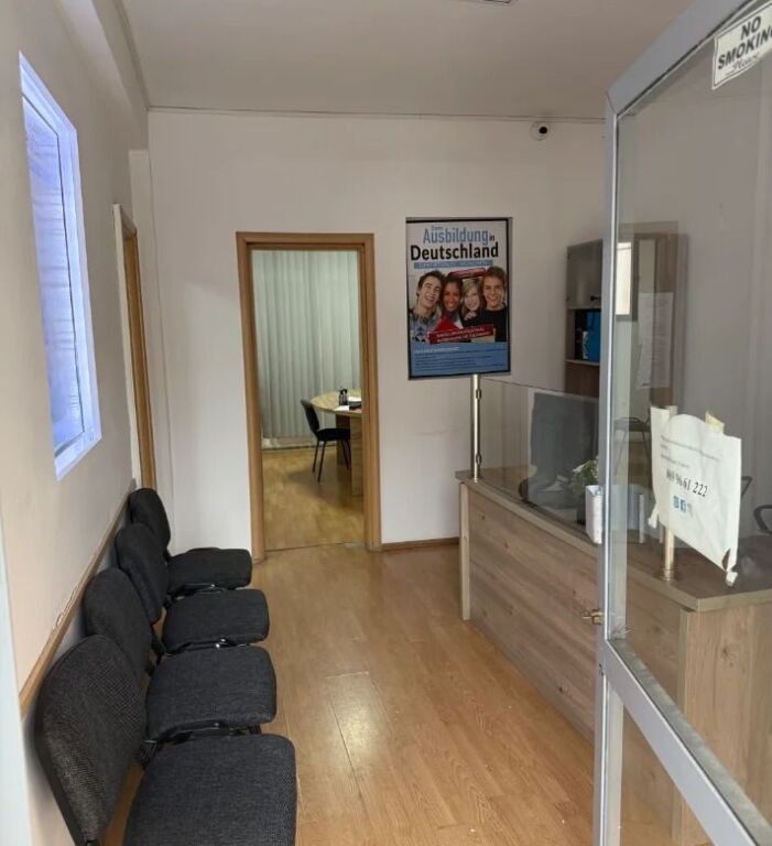 Qera | Ambjent Biznesi | Ambasada Amerikane | 500 €/muaj