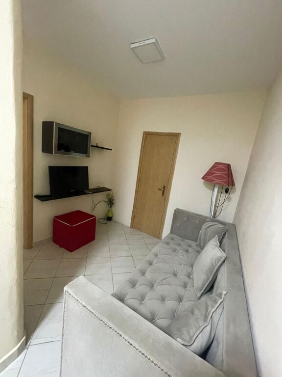 JEPET ME QERA GARSONIERE VOLLGA, DURRES