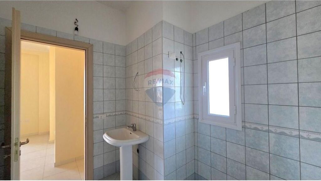 Apartament 2+1 ne shitje , Transballkanike , Vlore