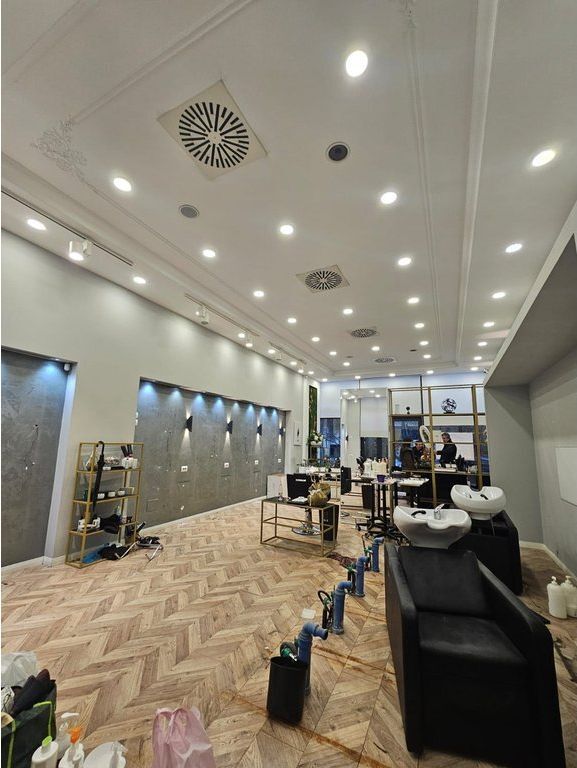 Commercial space for rent near Art Tribuna!