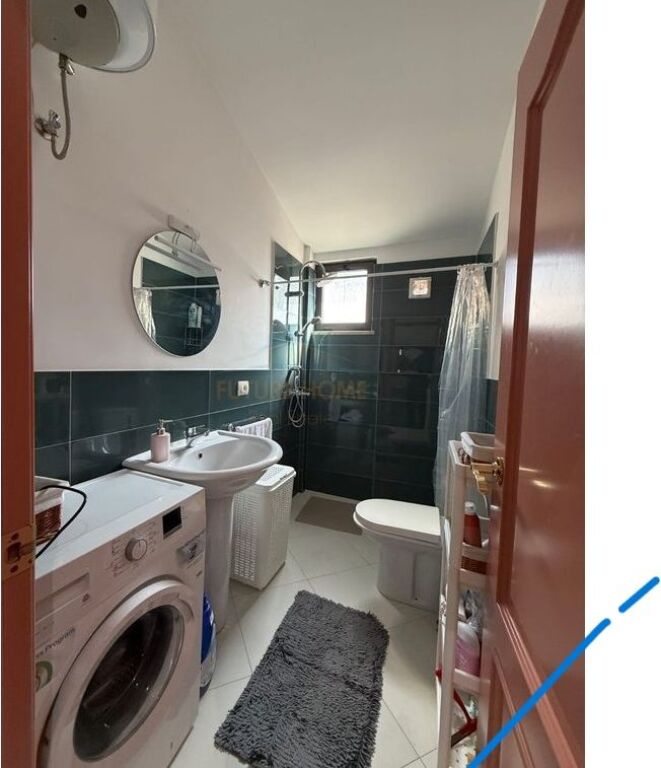 Shitet,  Apartament 2+1, Bllok, Tiranë