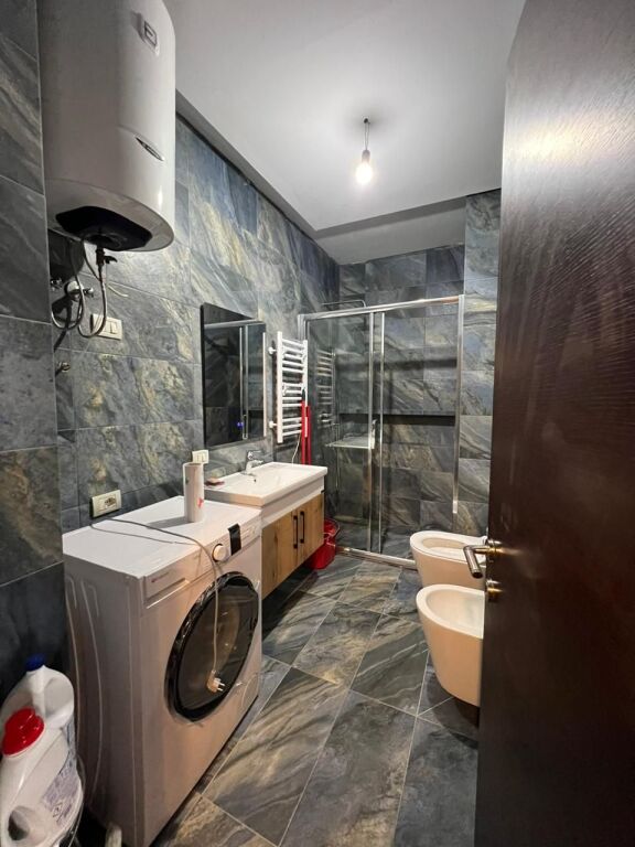 affittasi 2+1 presso RRETHRROTULLIMI ASTIRIT !
