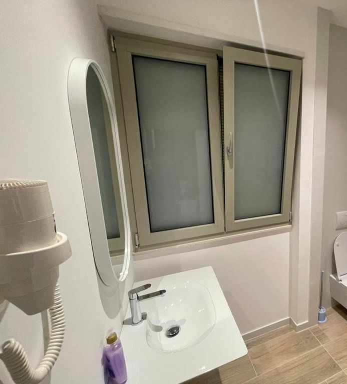 SHITET APARTAMENT 2+1+2 ,VASIL SHANTO PRANE KESH