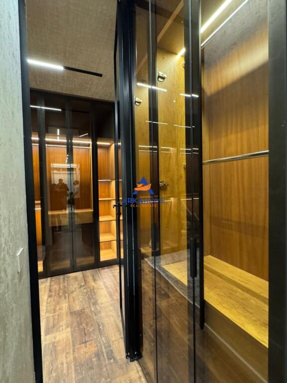 FOR SALE SUPER LUXURY APARTMENT "TE AMBASADOR 3" PRICE NEGOTIABLE