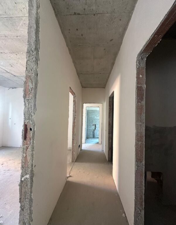 📌 Apartament në Shitje 2+1+2 + Depo te Kompleksi Delijorgji