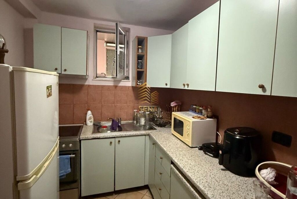 Rent, Apartment 1+1+Separate Kitchen, Center, 450€