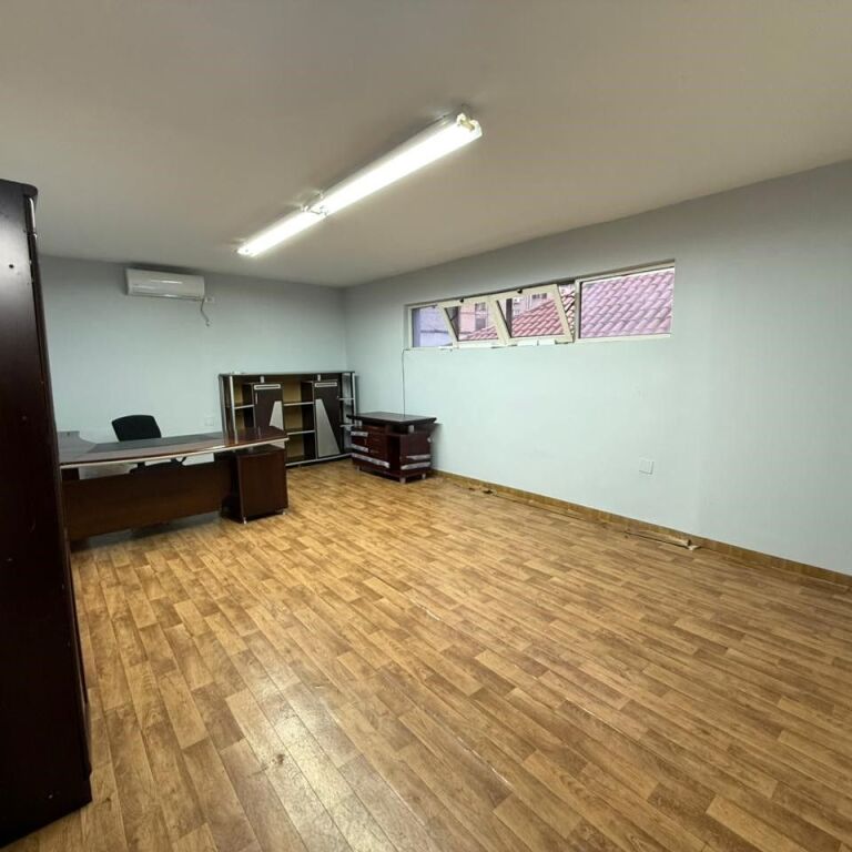 AMBIENT BIZNESI ME QIRA, 124M2, EMIN DURAKU/ISH-BLLOKU, 2200 euro/muaj