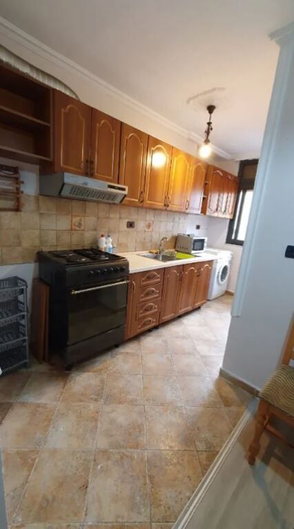 🏠 Jepet me Qira Apartament 1+1 në Myslym Shyr