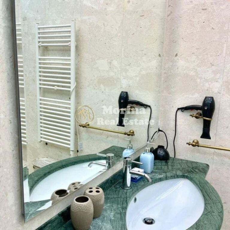 Affitto | Appartamento 1 + 1 | Centro | 700 €/mese