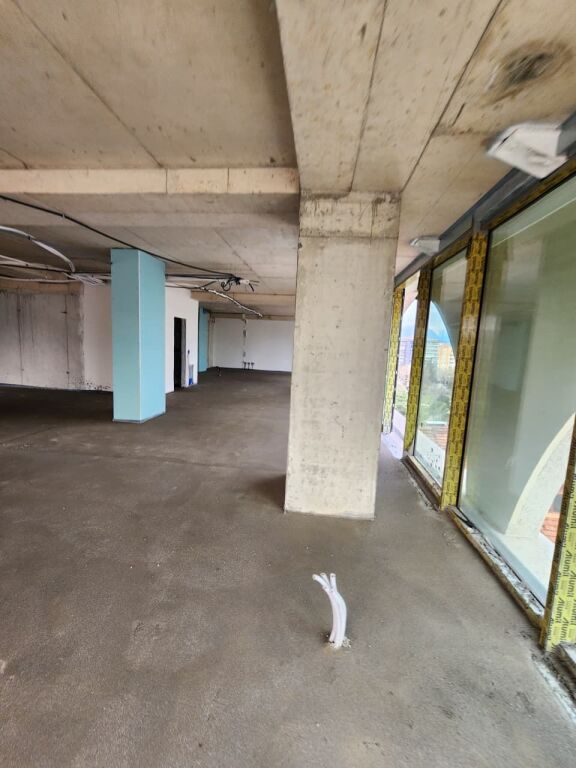 OFFICE FOR RENT – 300 m² (6th Floor) 📍 Skanderbeg Square / Clock Tower / Book Building Tower (in the heart of Tirana 🥰) Open Space / Ready in July 💰 €12,000