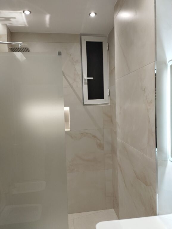 Apartment 1+1 for rent, behind Concord Center (5 Maj street) 500 thousand lek