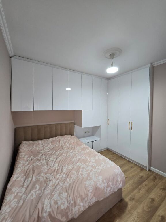 📌Jepet me qira apartament 2+1 përballë Delijorgjit
