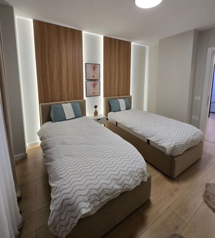 📌 Shitet Apartament 2+1+2 tek Zogu i Zi