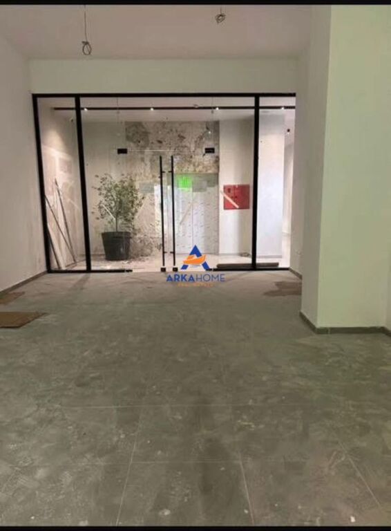 OCCASION – BUSINESS PREMISES FOR SALE 62M2 "RRUGA E KAVAJËS – TIRANA GARDEN BUILDING" 270,000 EURO