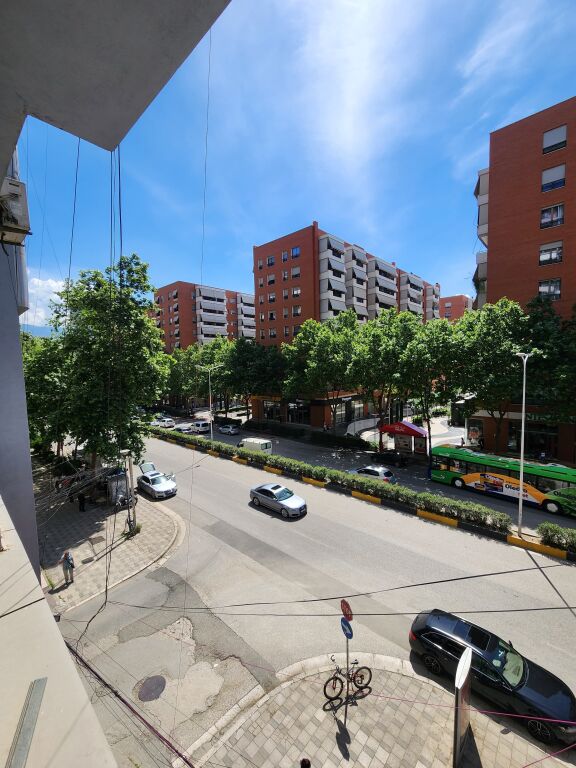 Supreme Office – Ideal Office Space 📍 In front of Delijorgji – Kavaja Street | 420 m² | 3rd Floor | New Building