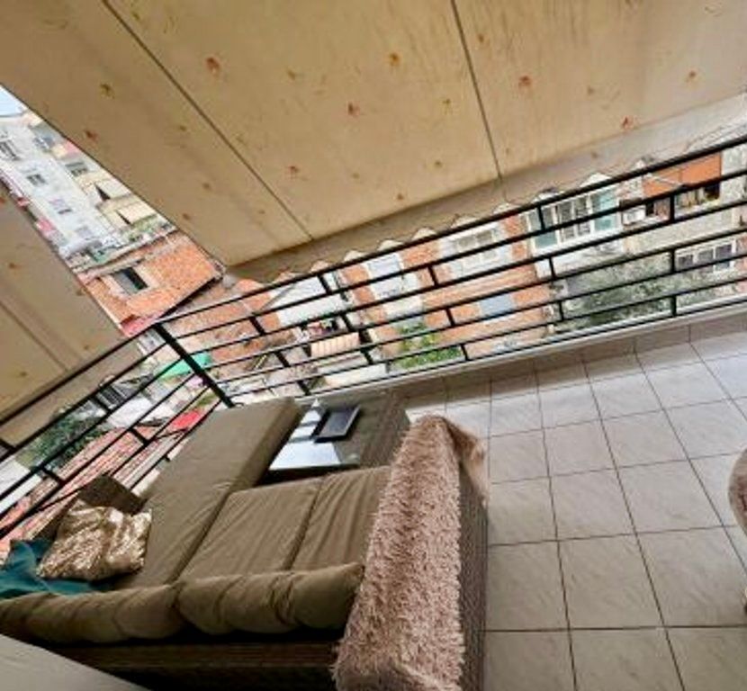 2+1 Apartment near the New Bazaar for rent