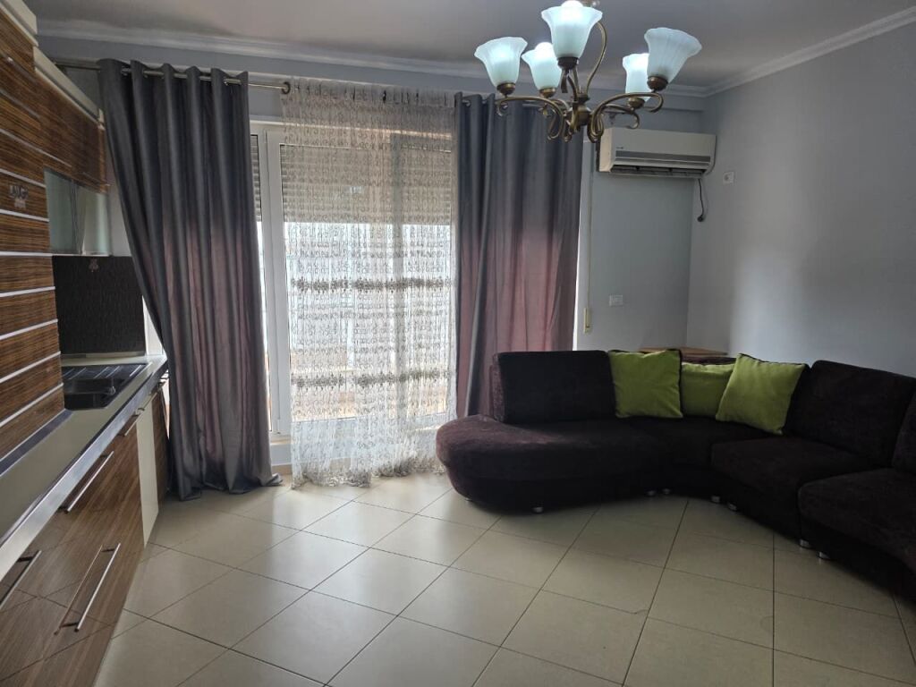 🏢 Appartamento 2+1 in affitto 700 Euro