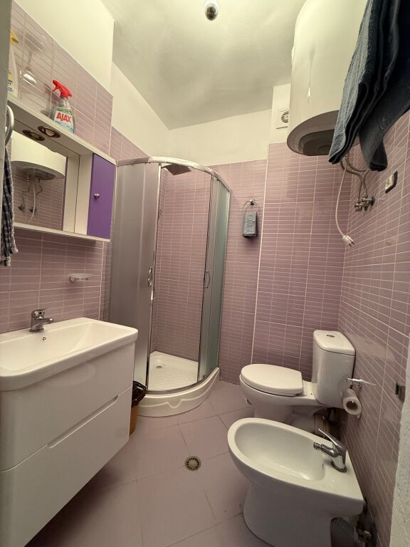 Appartamento - In Affitto - Yzberisht