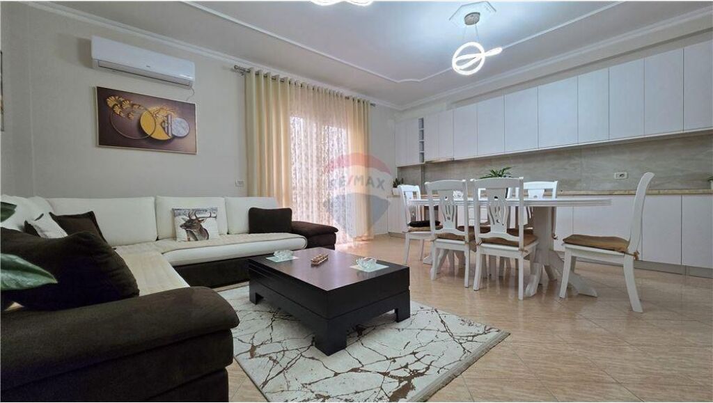 Apartament 2+1+2 ne shitje , Rruga e Cipajve