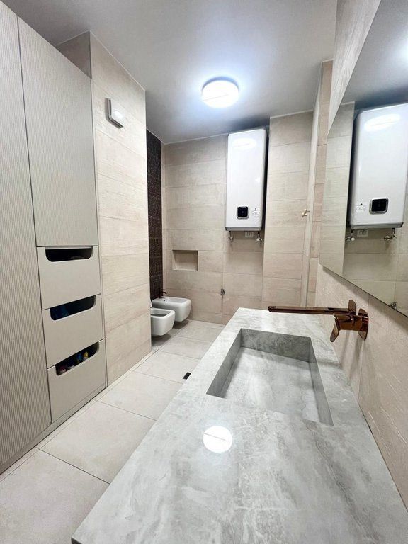 Contemporary apartment for sale in the Municipality of Paris