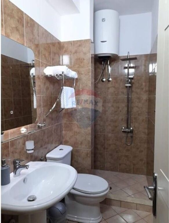 🏡 Garzoniere me Qira në Vlorë