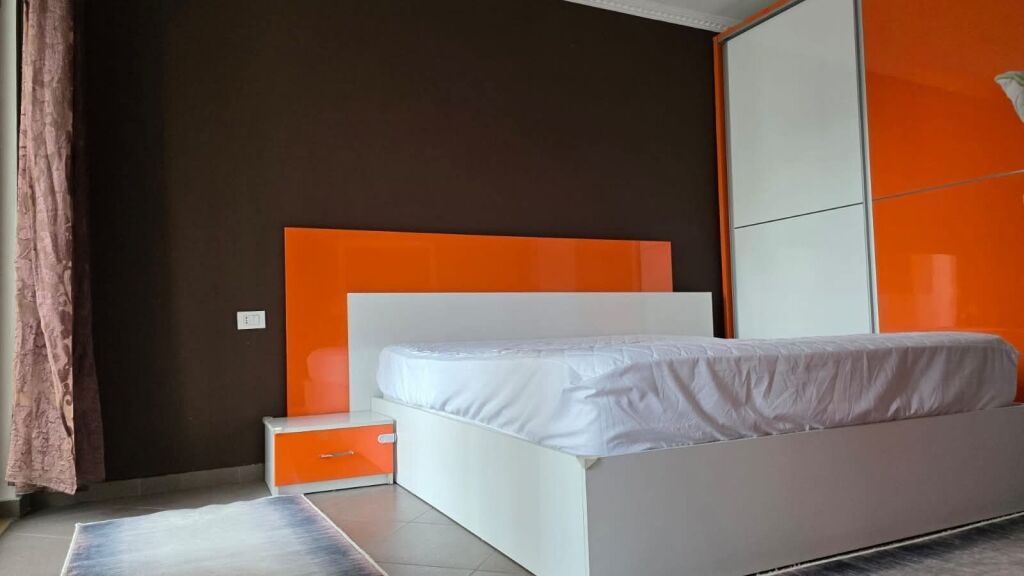 Jepet Me Qera Apartament 2+1+1 Ballkon