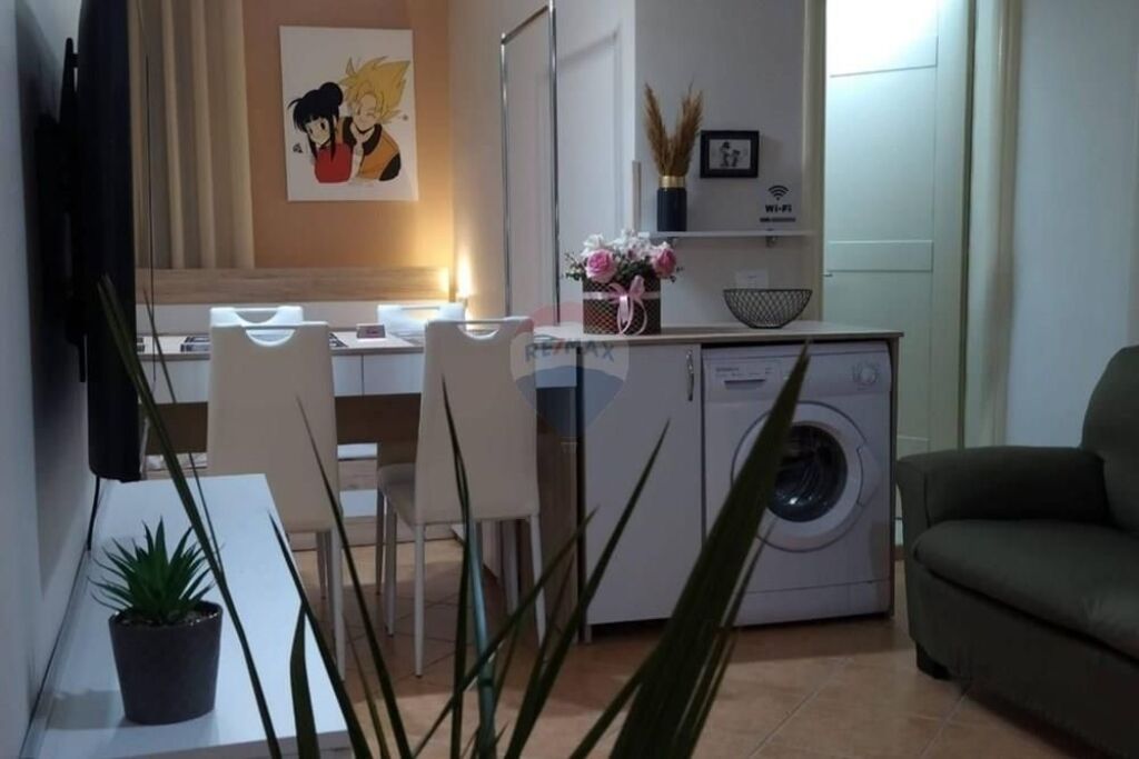 🏠 Garzoniere për Qira – Rruga Sulejman Delvina, Vlorë