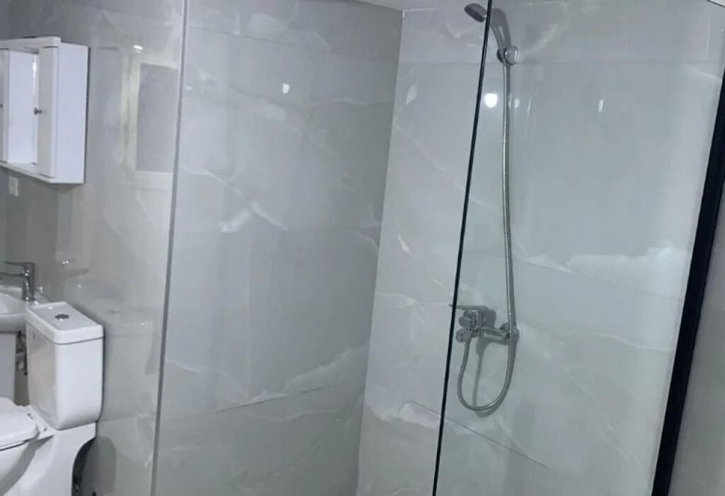 Affitto | Casa privata 1 + 1 | Siri Kodra | 450 €/mese