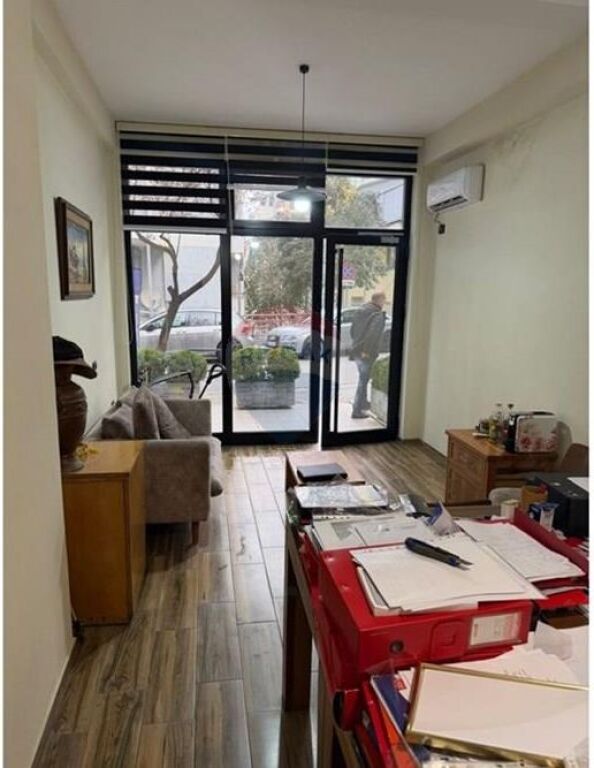 Zyrë - Për Shitje - Rruga Rrapo Hekali, Tiranë(ID: 530191074-141)