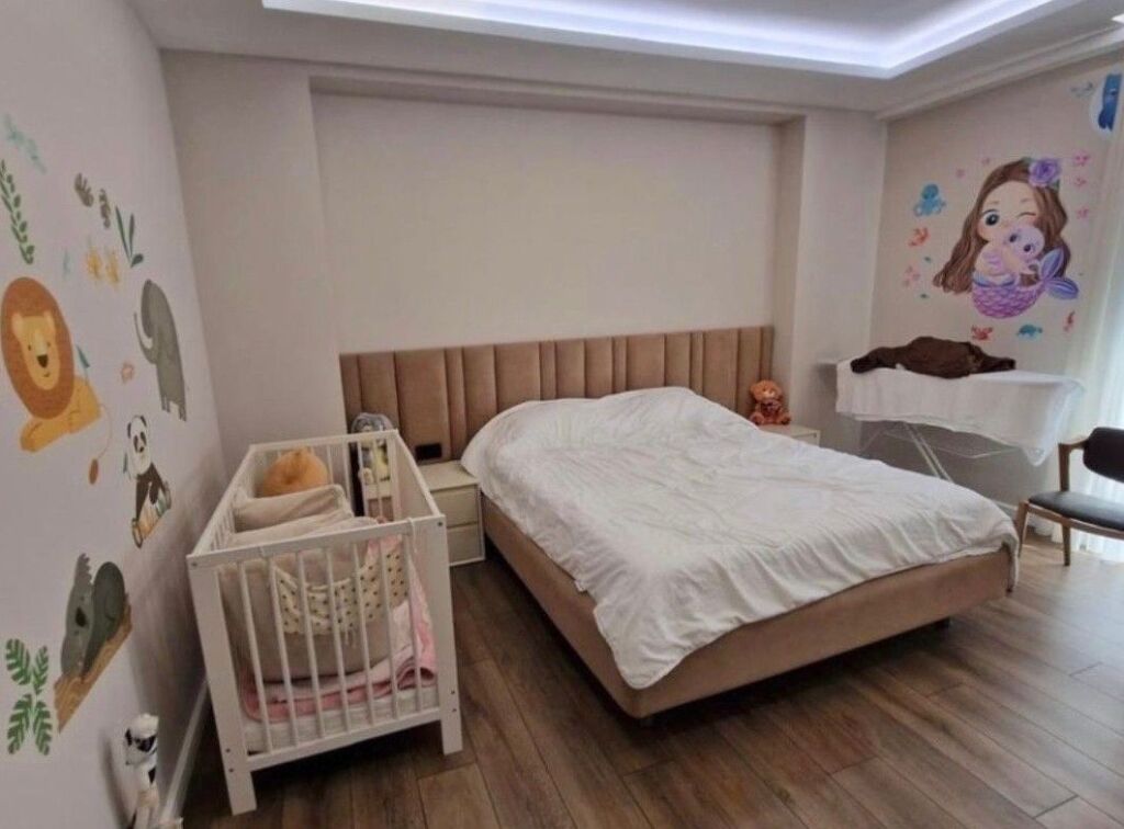 Super Apartment 3+1+2+3 Parking Spaces for Rent – Aviation Field