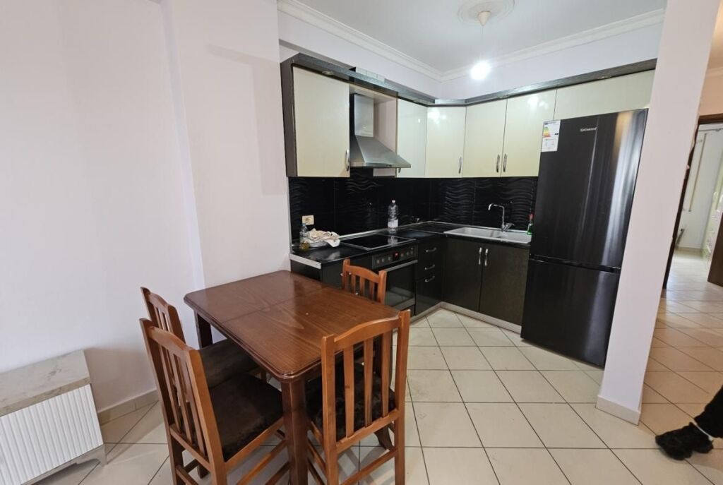 Tek Jordan Misja Jepet Me Qira Apartament 2+1+2 I Mobiluar!