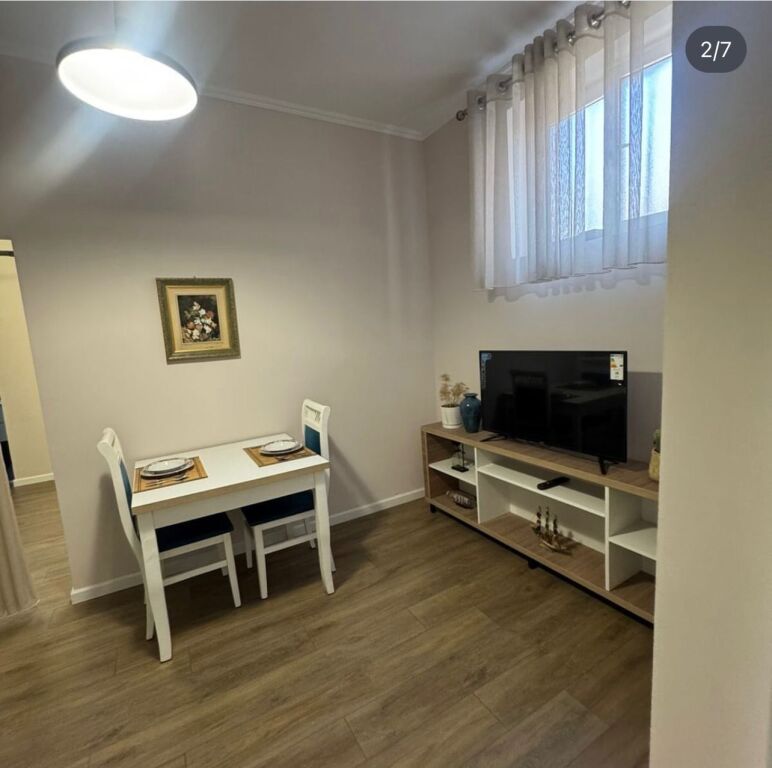 Garsionere konvertuar 1+1, Rruga e Durresit!